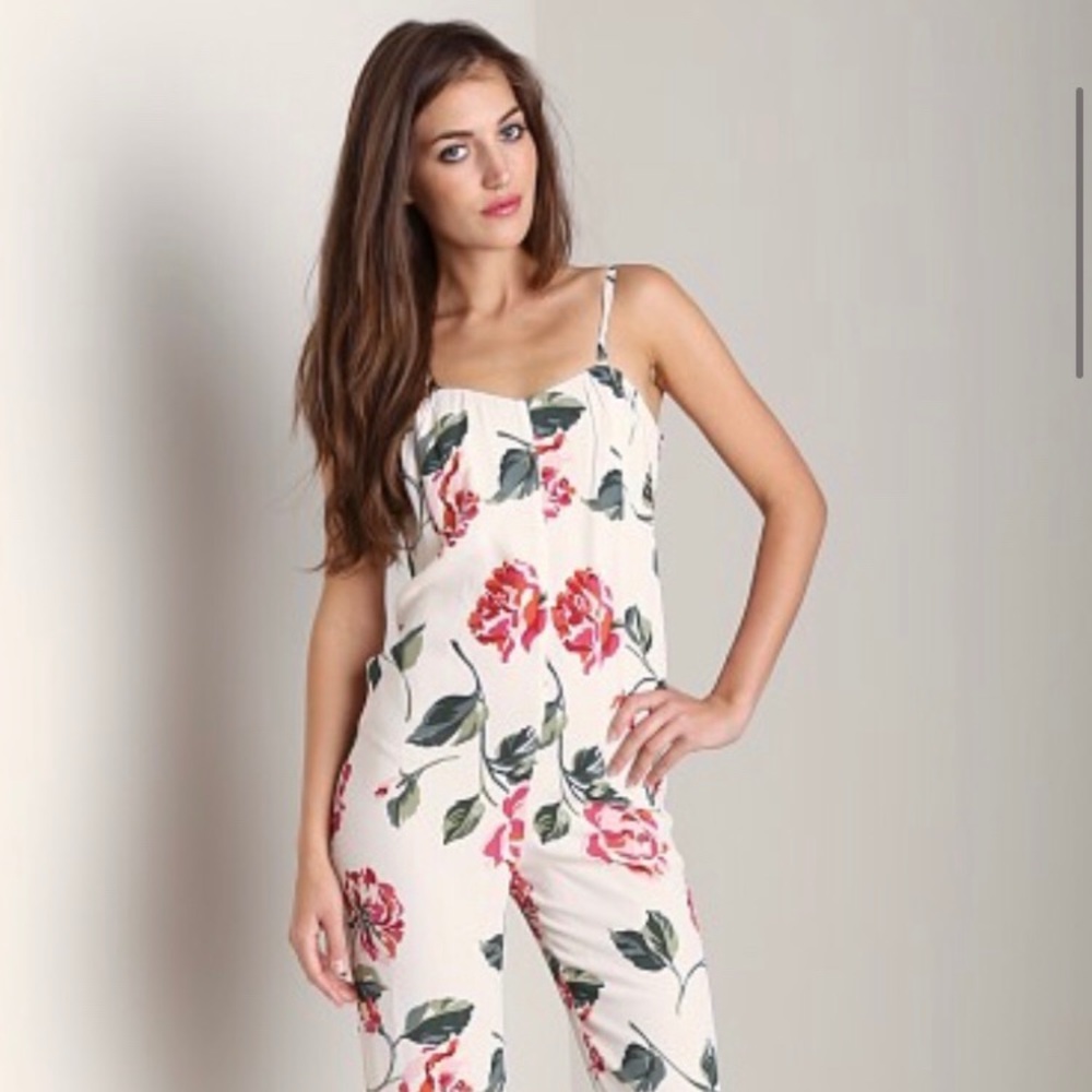 🌹✨Stone Cold Fox jumpsuit